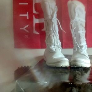 Women's knee high boots